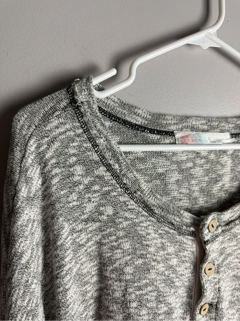 Free People Beach Sleep to Dream Slouchy Grey Knit Henley Pullover Womens SZ L